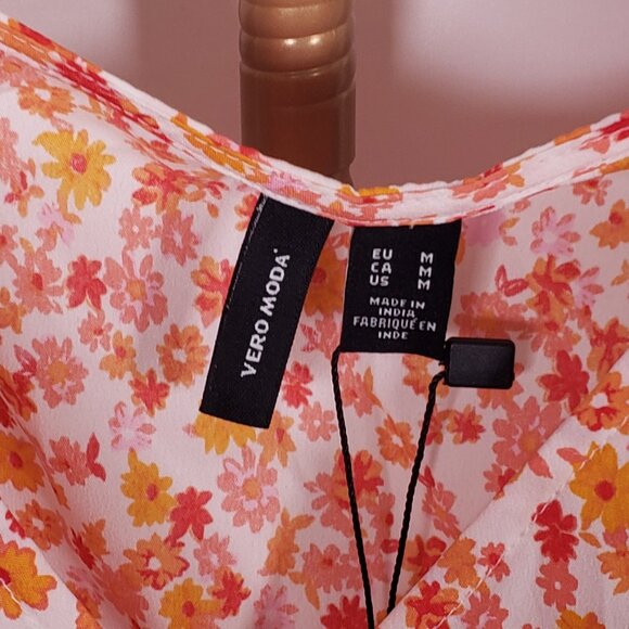 Vero Moda Emma Floral Wrap Dress SZ M NWT - Picture 6 of 10